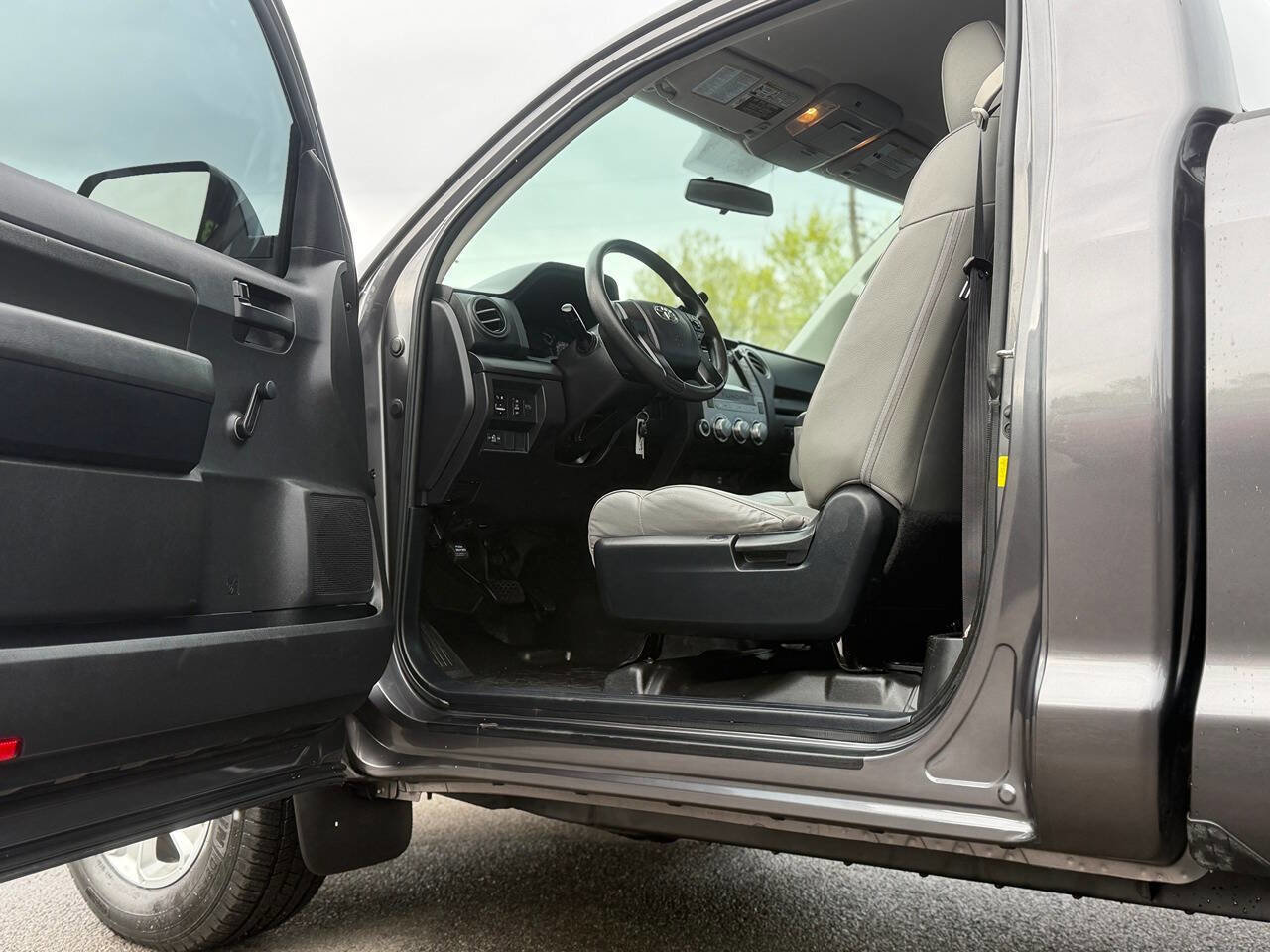 Used 2015 Toyota Tundra SR image 85