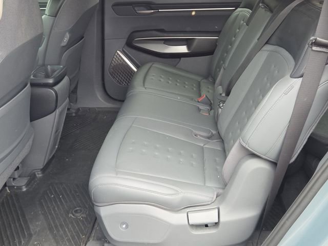 Used 2024 Kia EV9 Wind AWD/4WD image 11