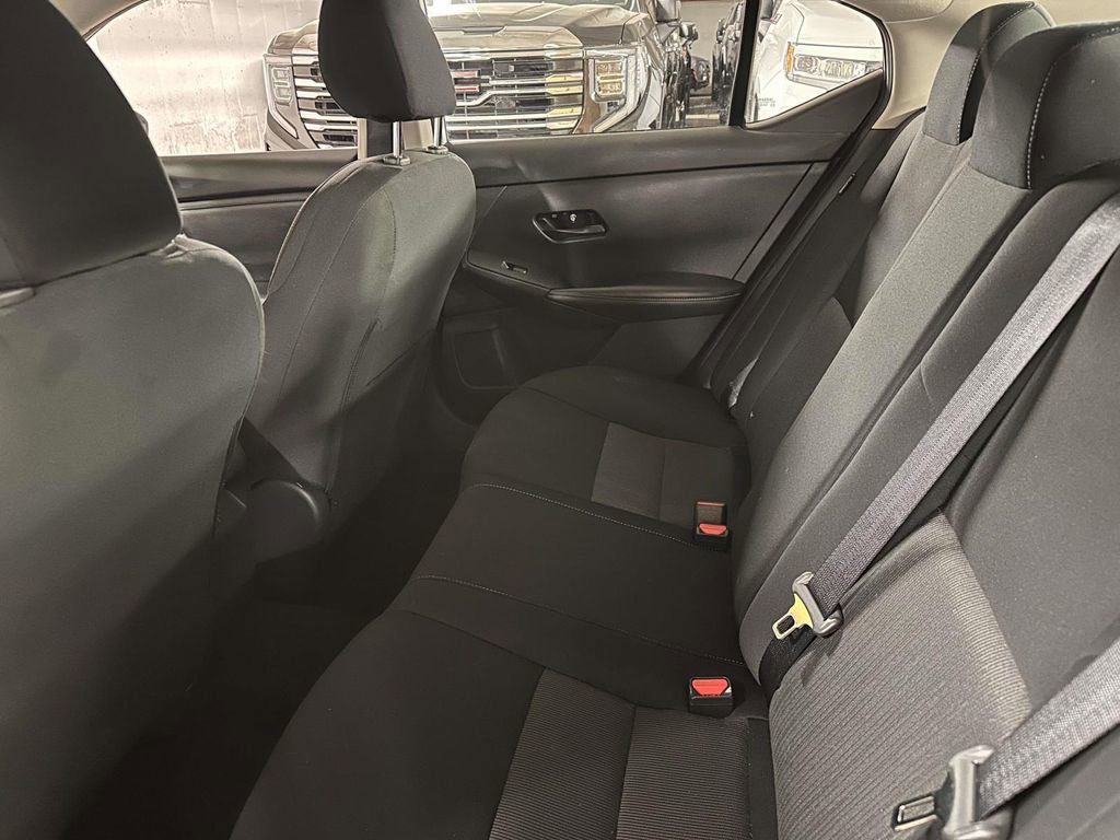 Used 2024 Nissan Sentra SV FWD image 15