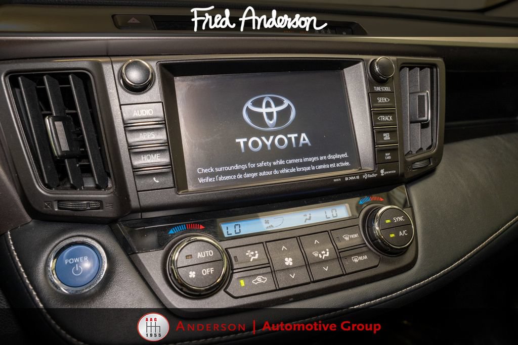 Used 2018 Toyota RAV4 XLE AWD/4WD image 12