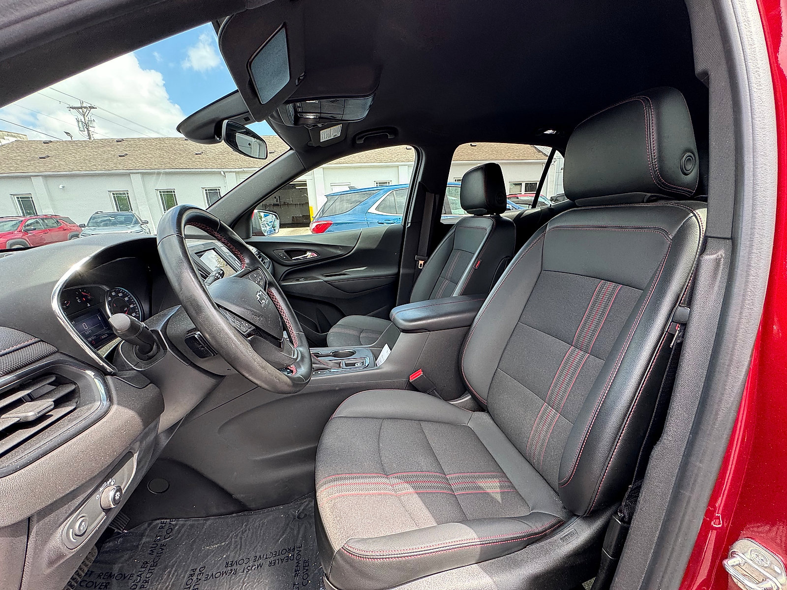 Used 2023 Chevrolet Equinox RS FWD image 7