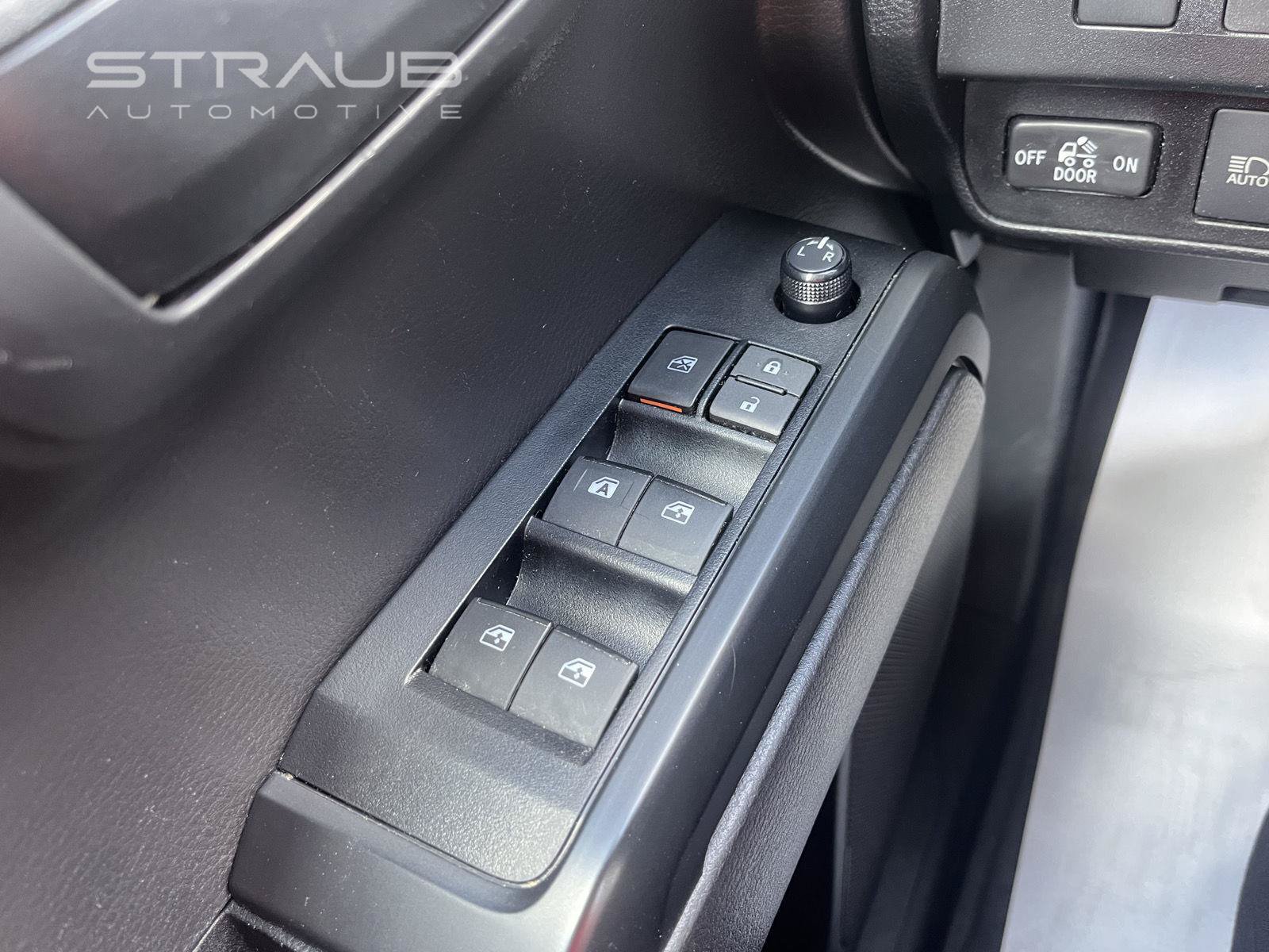 Used 2022 Toyota Tacoma SR AWD/4WD image 24