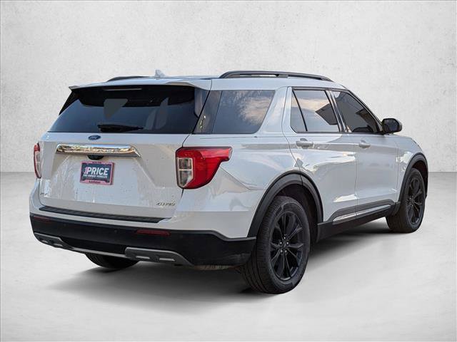 Used 2021 Ford Explorer XLT w/ Equipment Group 202A AWD/4WD image 5
