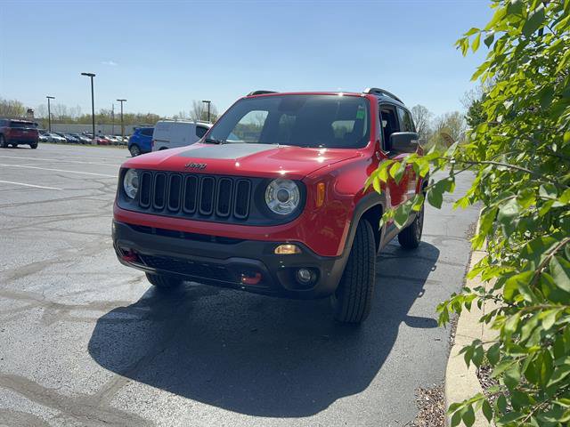 Used 2017 Jeep Renegade Trailhawk w/ Safety & Security Group image 3