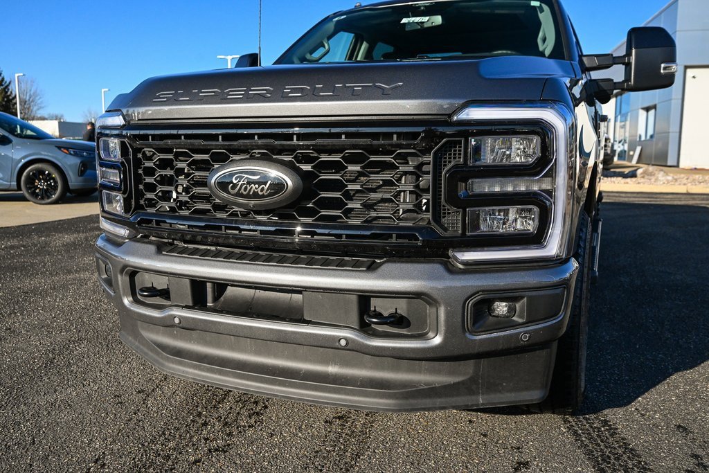 New 2025 Ford F350 Lariat w/ Lariat Ultimate Package image 11
