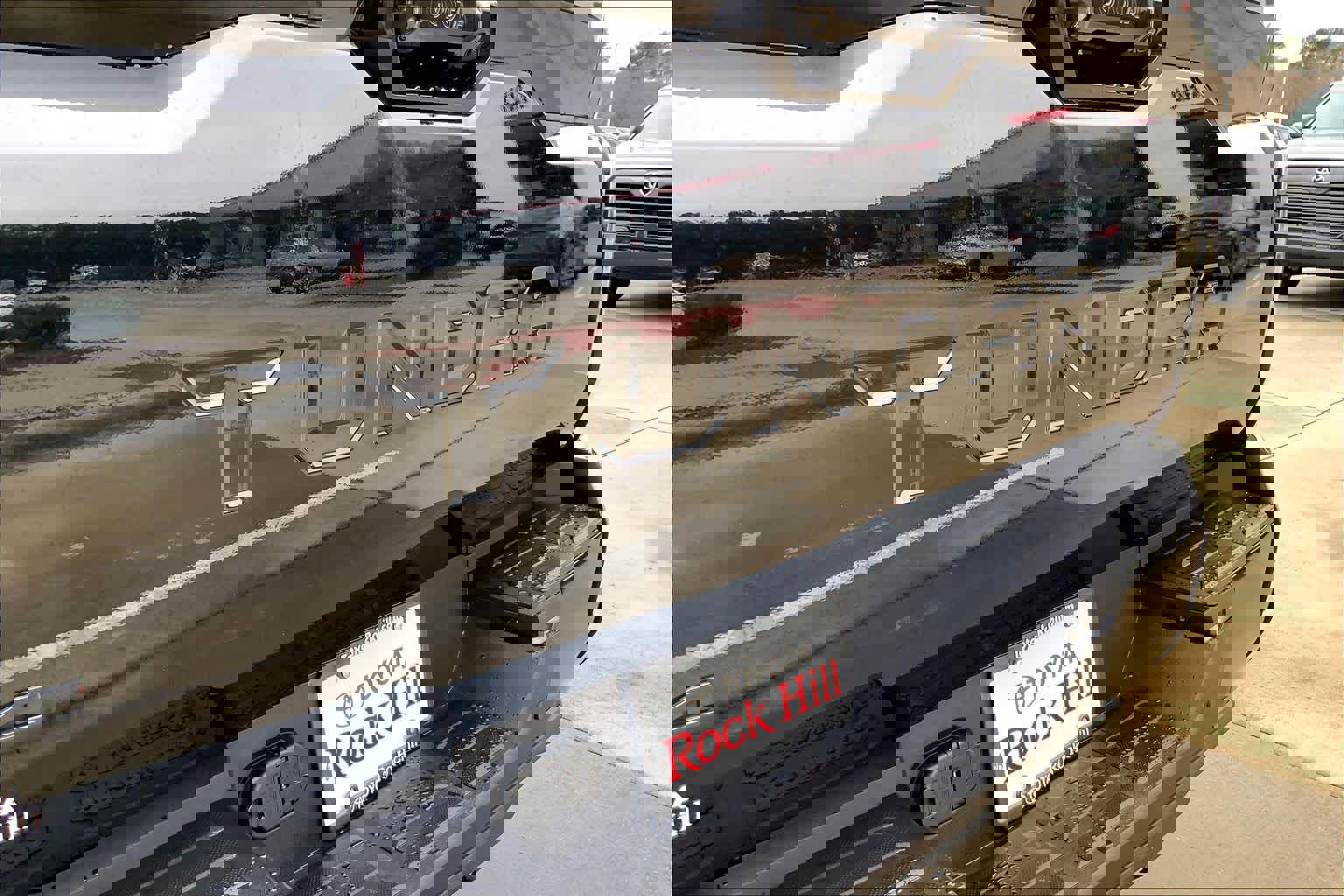 Used 2024 Toyota Tundra Platinum image 33