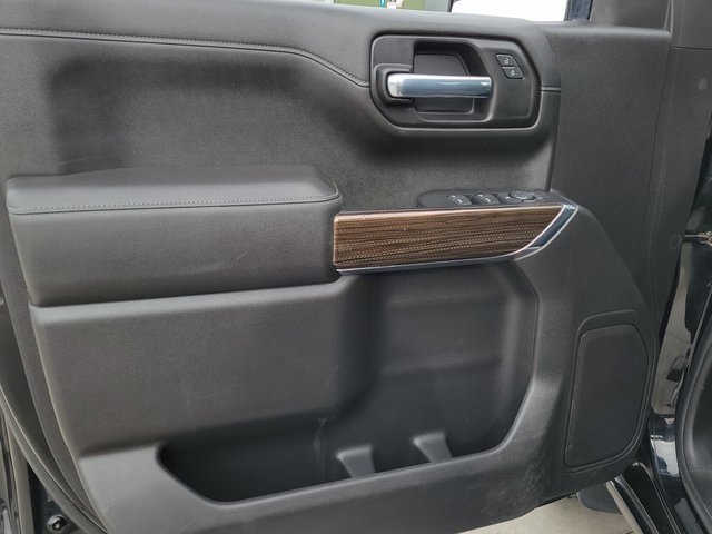 Used 2021 Chevrolet Silverado 1500 LT Trail Boss w/ Bed Protection Package image 10