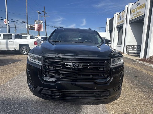 Used 2023 GMC Acadia SLE w/ Elevation Edition image 2