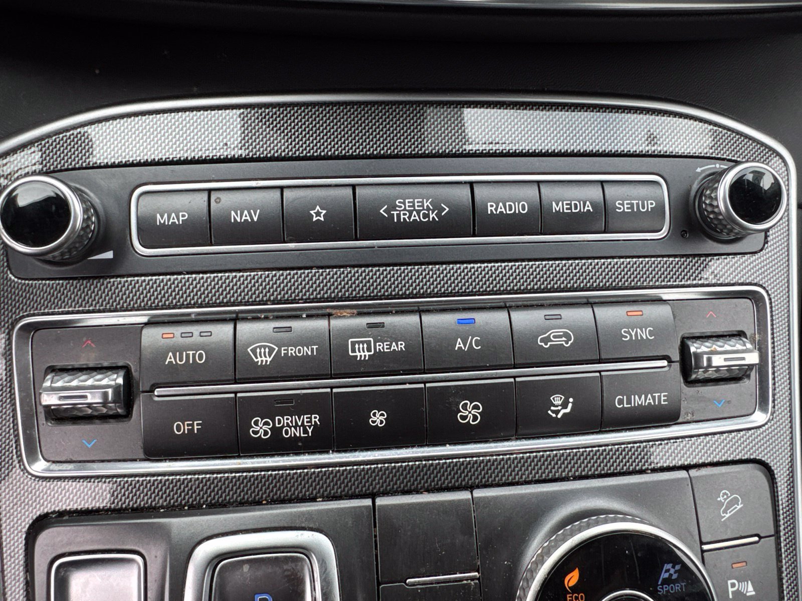 Used 2022 Hyundai Santa Fe Limited w/ Cargo Package AWD/4WD image 21
