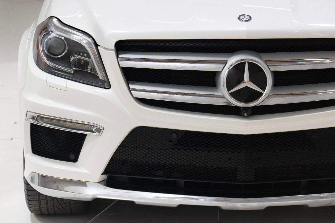 Used 2014 Mercedes-Benz GL 550 4MATIC image 10