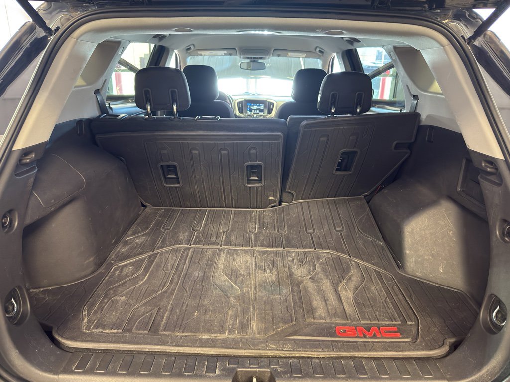 Used 2019 GMC Terrain SLE w/ Black Edition image 29