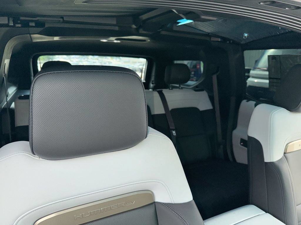 Used 2024 GMC Hummer EV 3X w/ Extreme Off-Road Package AWD/4WD image 34