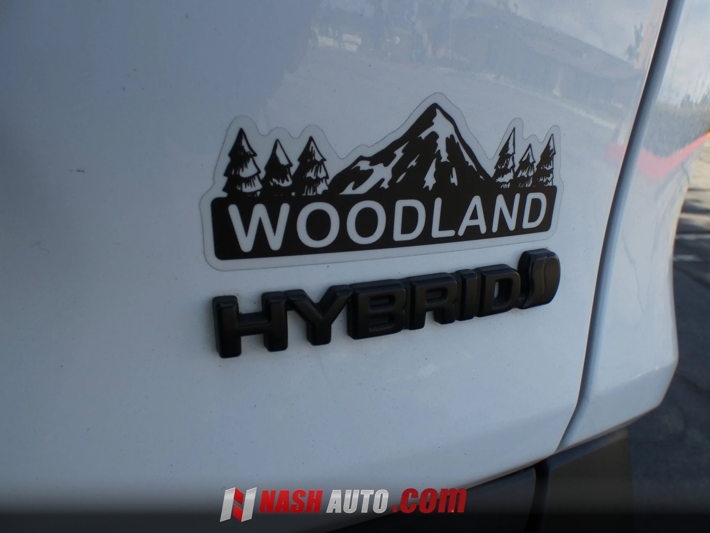 Used 2023 Toyota RAV4 AWD Hybrid image 78
