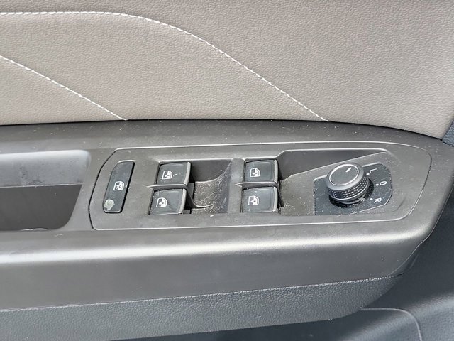 Used 2023 Volkswagen Atlas Cross Sport SE image 29