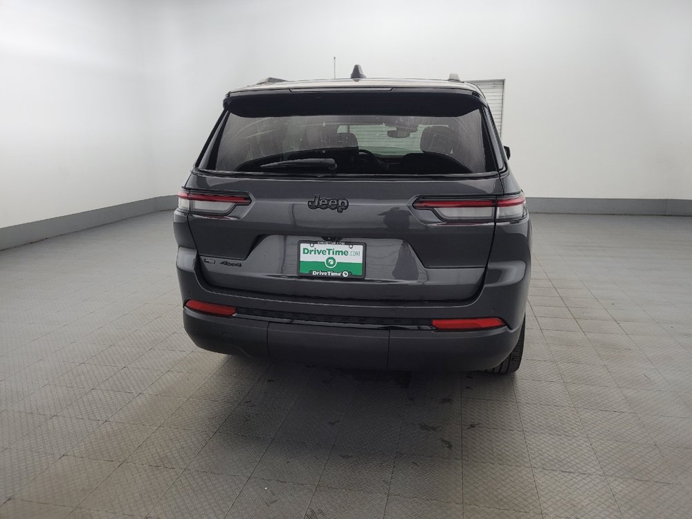 Used 2023 Jeep Grand Cherokee L Laredo AWD/4WD image 7