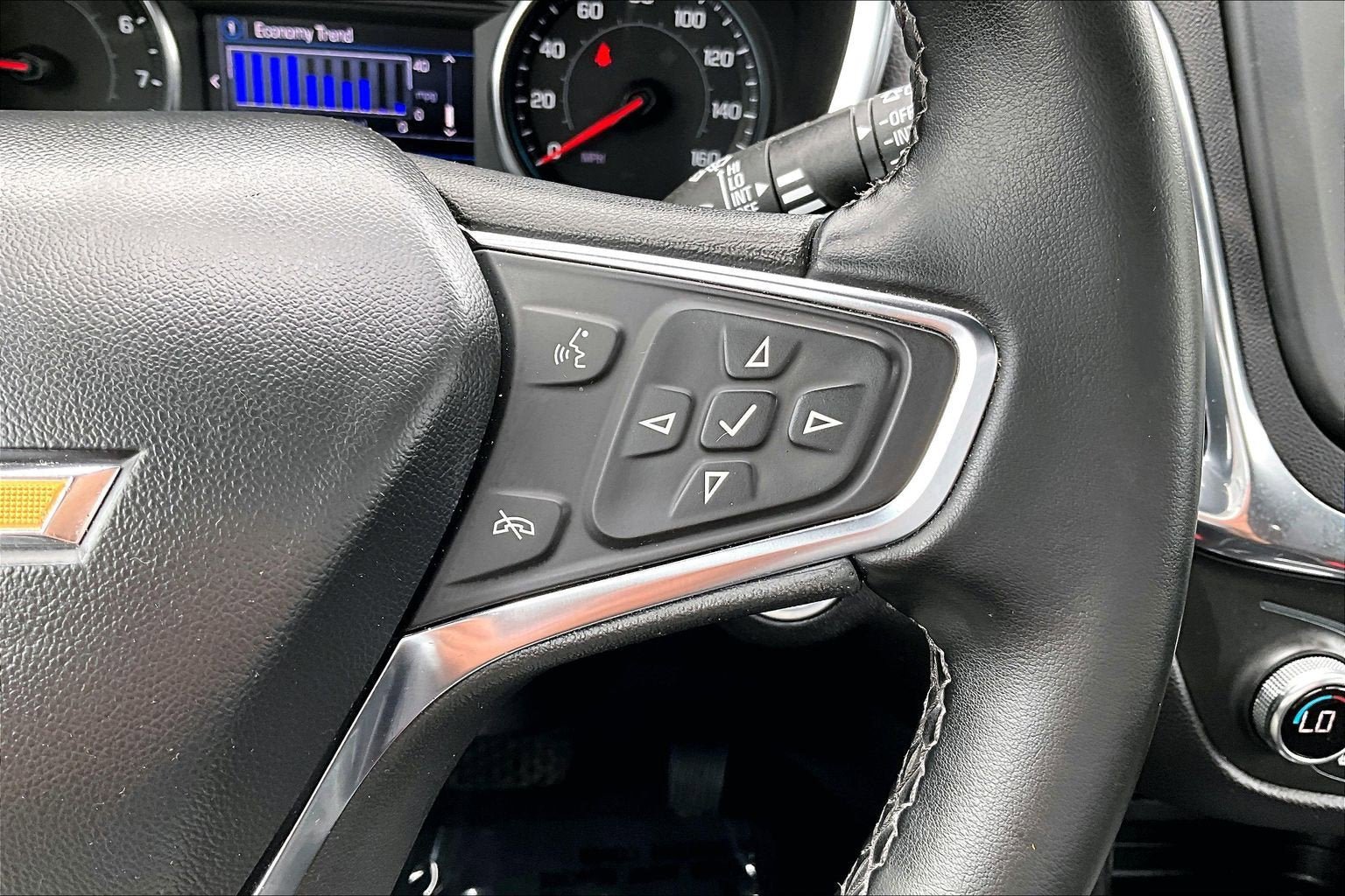 Used 2024 Chevrolet Equinox LT AWD/4WD image 18