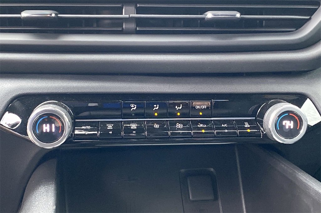 New 2024 Chevrolet Silverado EV W/T image 32