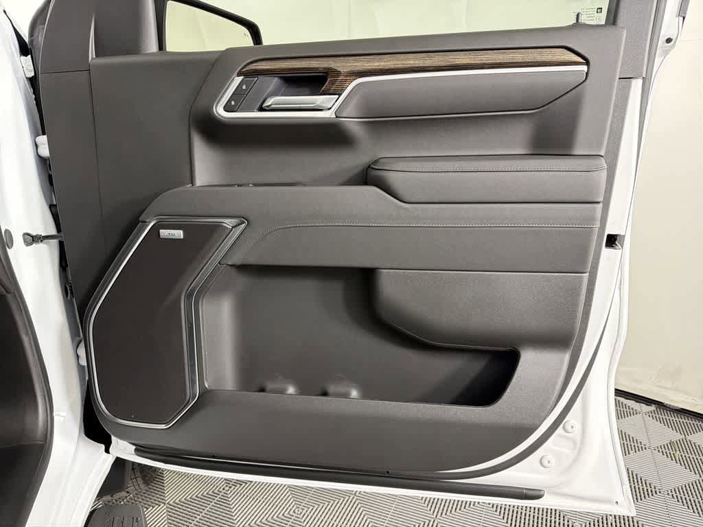 New 2026 GMC Sierra 1500 Elevation w/ Elevation Premium Package AWD/4WD image 23