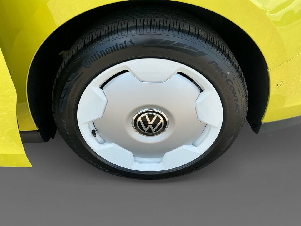 New 2025 Volkswagen ID. Buzz 1st Edition RWD image 14