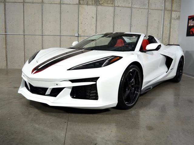 New 2025 Chevrolet Corvette E-Ray w/ Battery Protection Package image 4