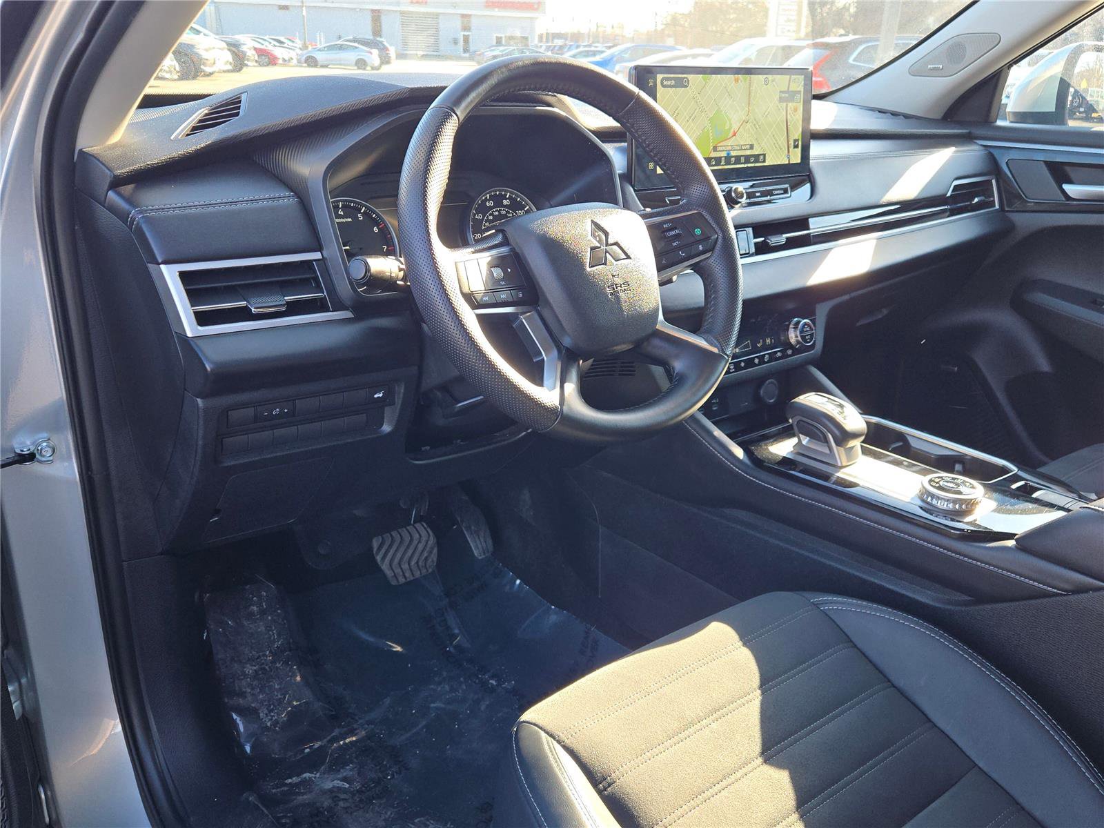 Used 2025 Mitsubishi Outlander SEL image 26