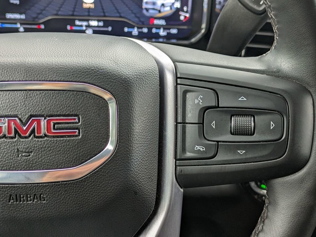 Used 2025 GMC Sierra 1500 SLT image 18