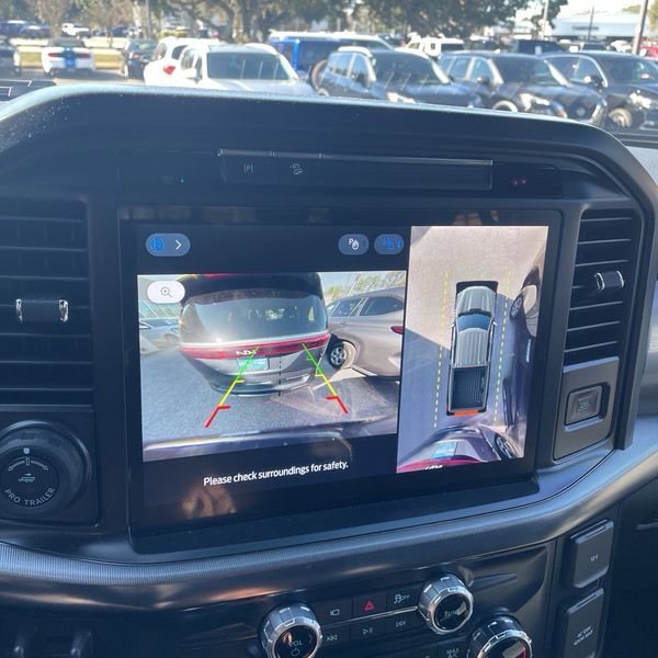 Used 2025 Ford F150 Lariat w/ Equipment Group 501A Mid image 20