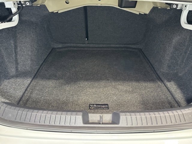 Used 2025 Volkswagen Jetta SE w/ Black Wheel Package image 23