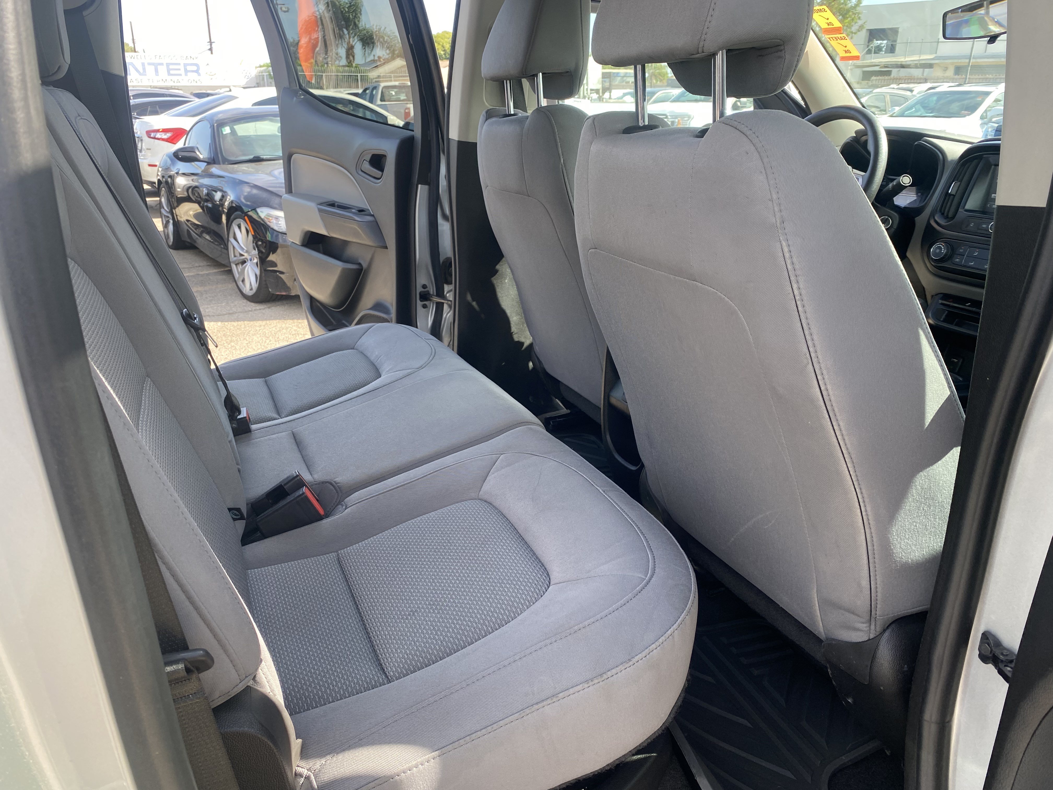 Used 2018 Chevrolet Colorado W/T w/ WT Convenience Package RWD image 17