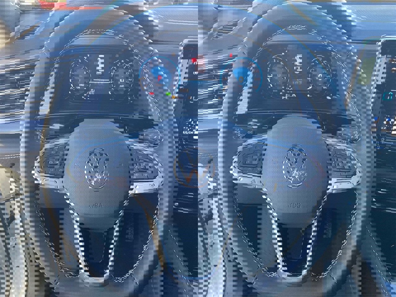 New 2026 Volkswagen Atlas Cross Sport SE image 19