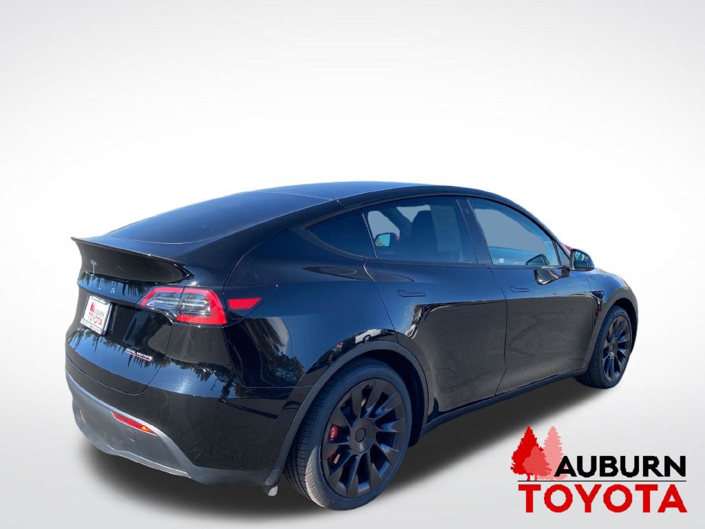 Used 2023 Tesla Model Y Long Range AWD/4WD image 5