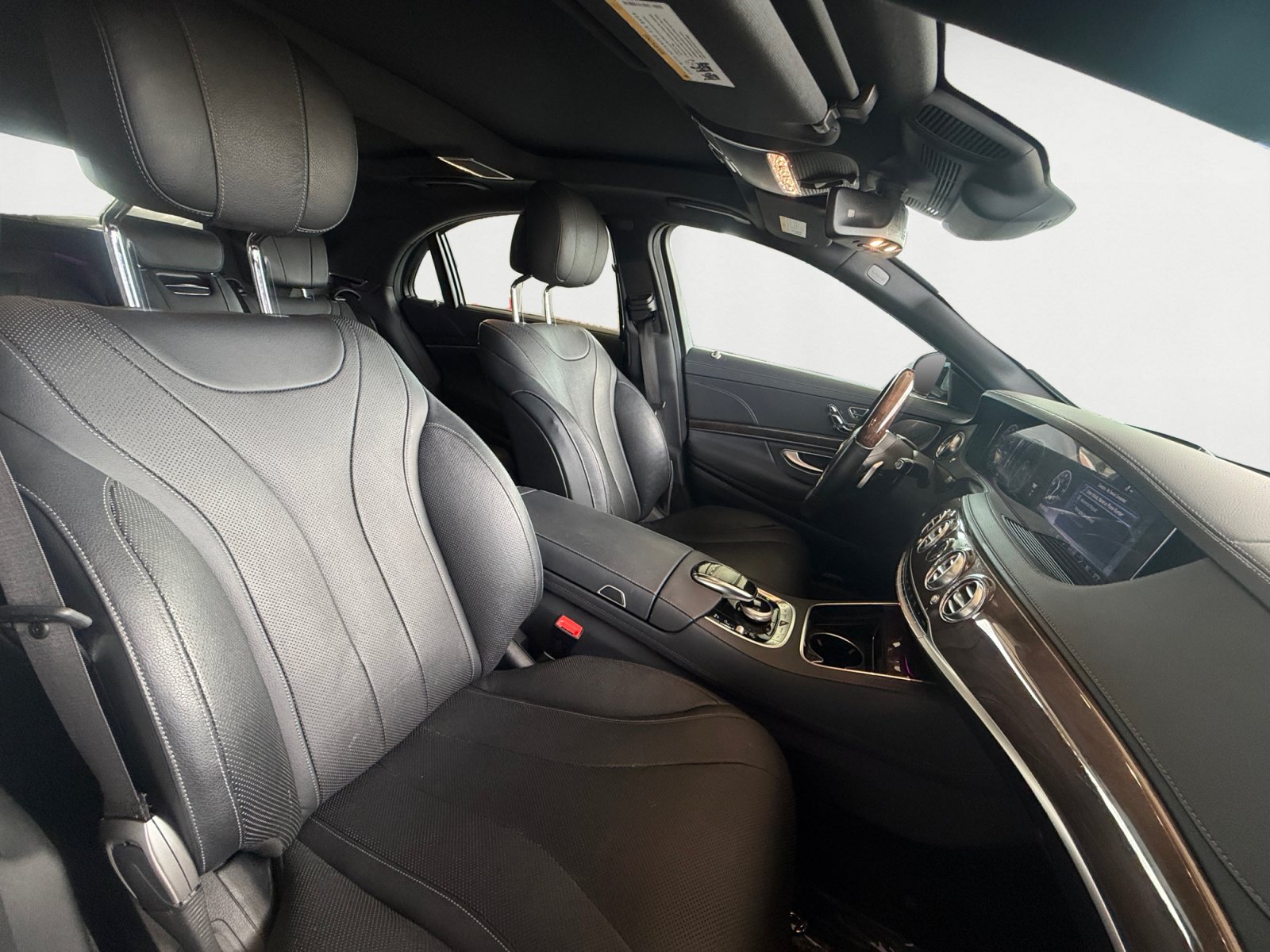 Used 2020 Mercedes-Benz S 450 Sedan image 15