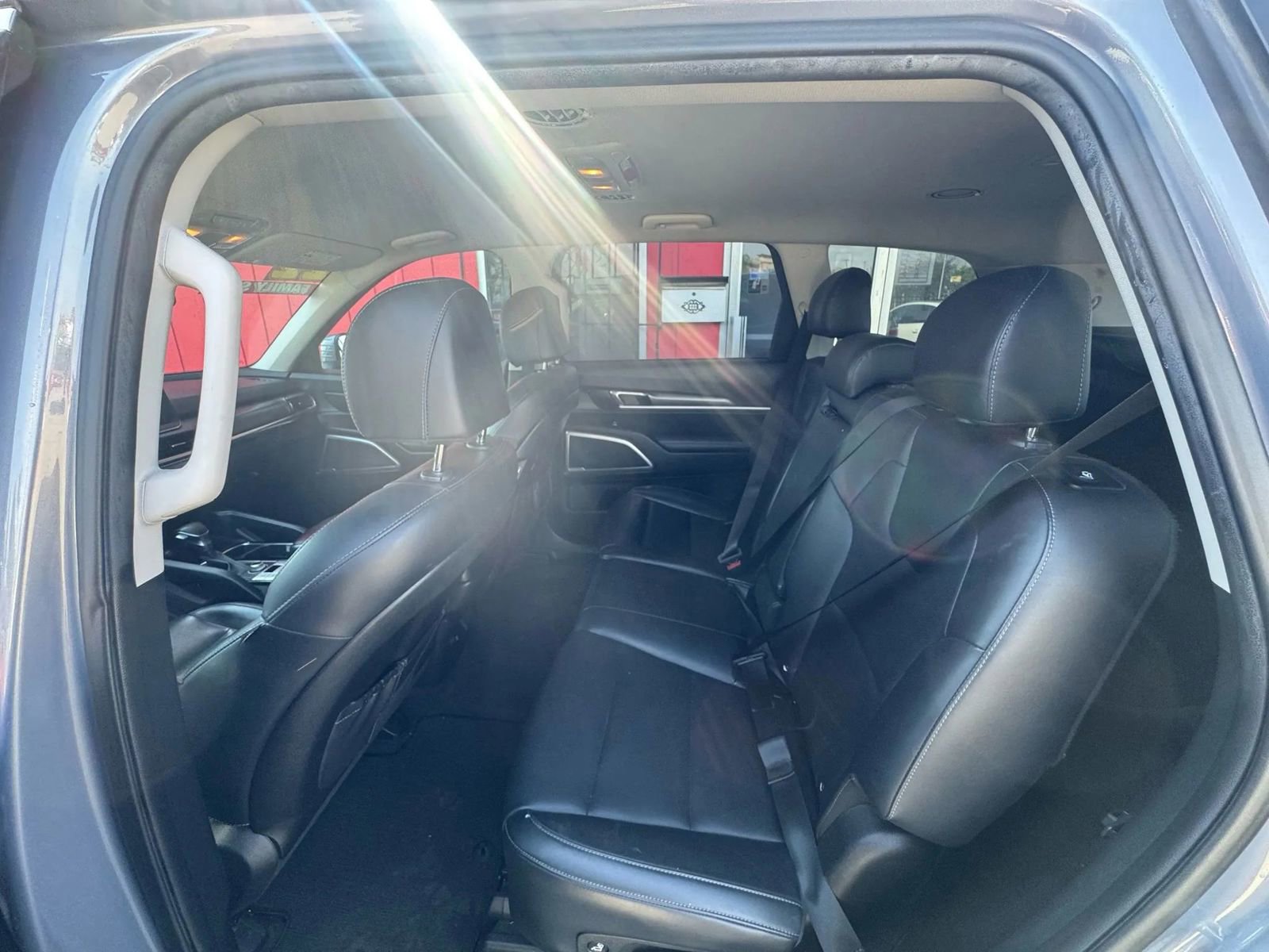 Used 2022 Kia Telluride LX image 10