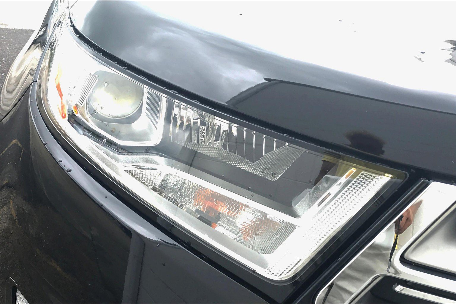 Used 2016 Ford Edge SEL w/ Equipment Group 201A AWD/4WD image 30