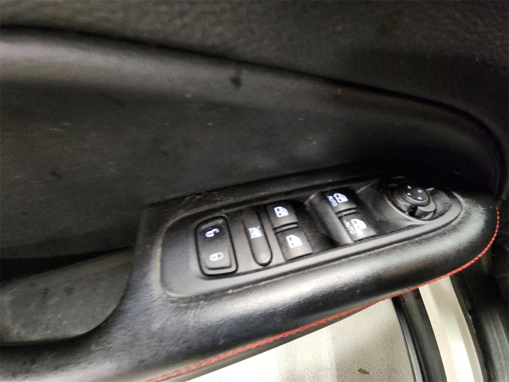 Used 2018 Jeep Compass Trailhawk image 34