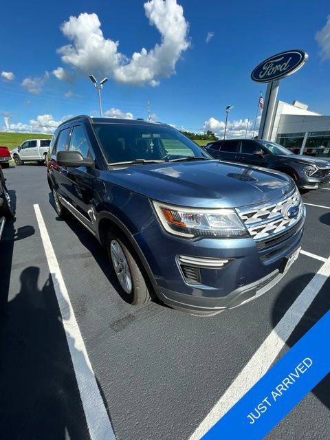 Used 2018 Ford Explorer XLT AWD/4WD image 4