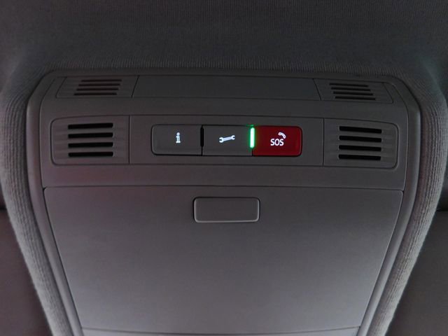 Used 2024 Volkswagen Tiguan S image 34