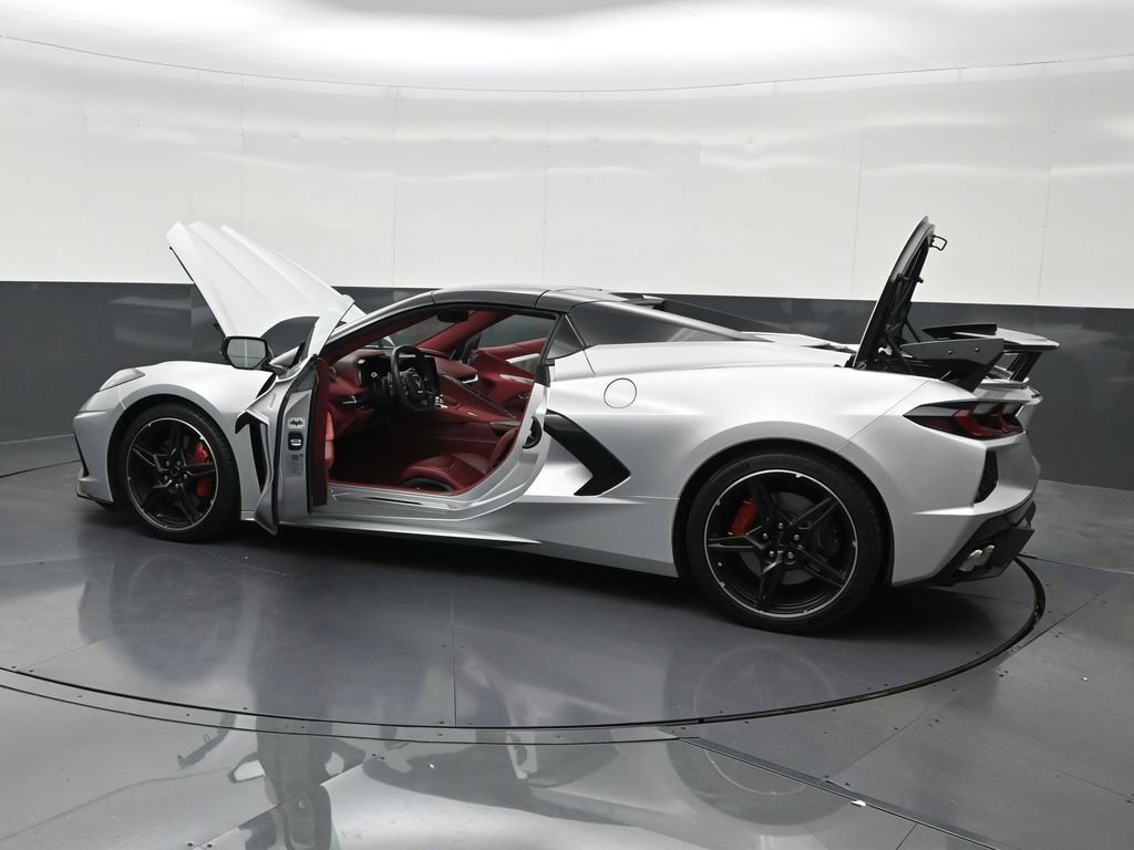 Used 2020 Chevrolet Corvette Stingray Premium Conv w/ 3LT Preferred Equipment Group RWD image 34