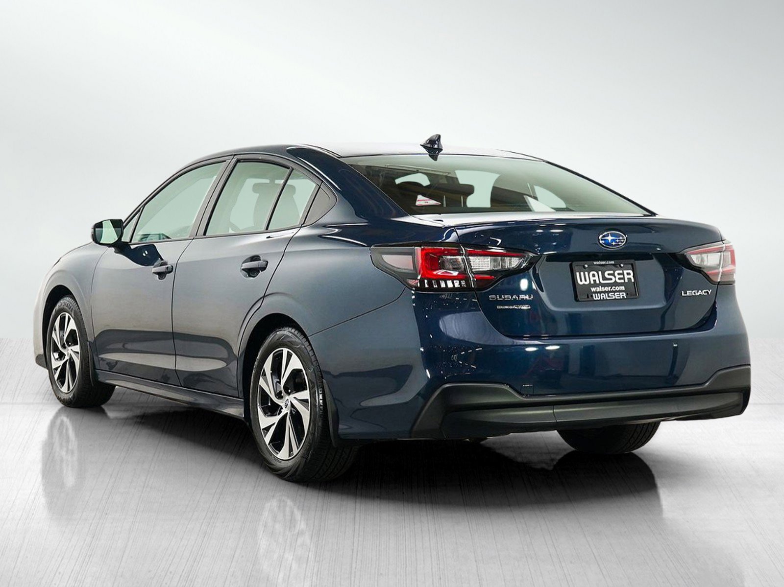Used 2023 Subaru Legacy Premium AWD/4WD image 3