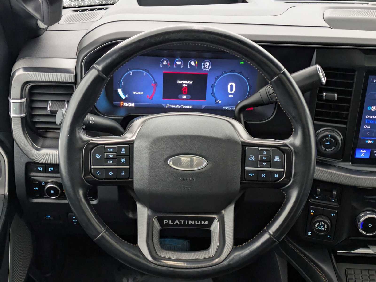 Used 2023 Ford F350 Platinum w/ Tremor Off-Road Package AWD/4WD image 25