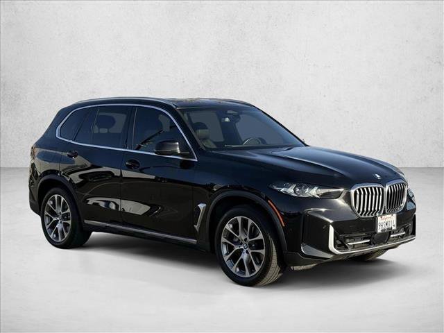Used 2024 BMW X5 sDrive40i w/ Parking Assistance Package RWD image 3