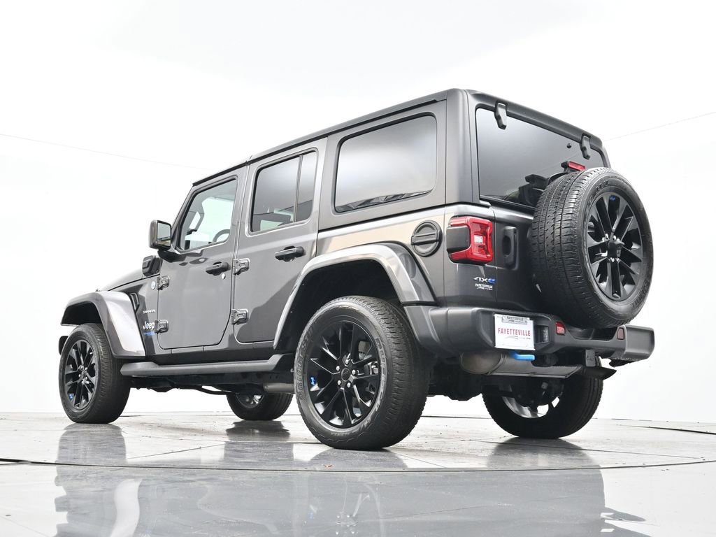 Used 2022 Jeep Wrangler Unlimited Sahara image 39