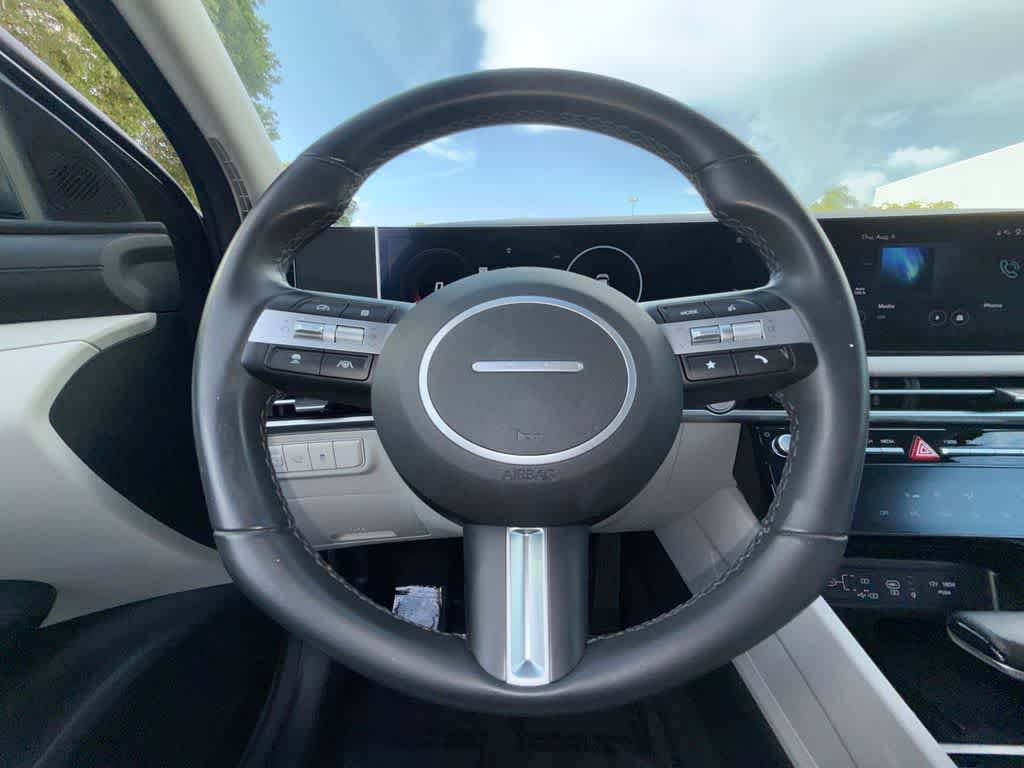 Used 2025 Hyundai Tucson SEL FWD image 15