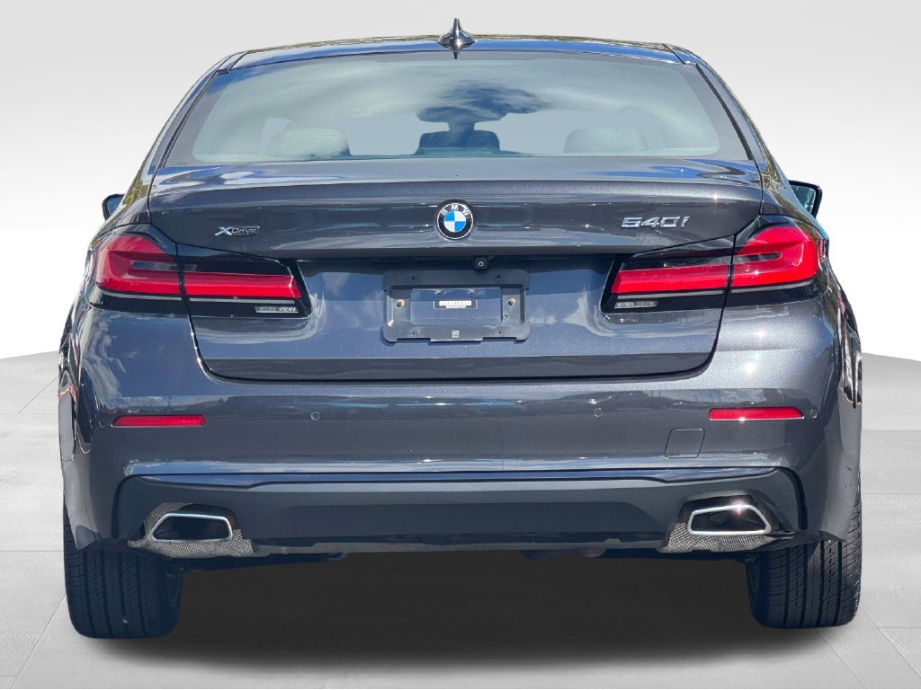 Used 2022 BMW 540i xDrive w/ Convenience Package AWD/4WD image 6