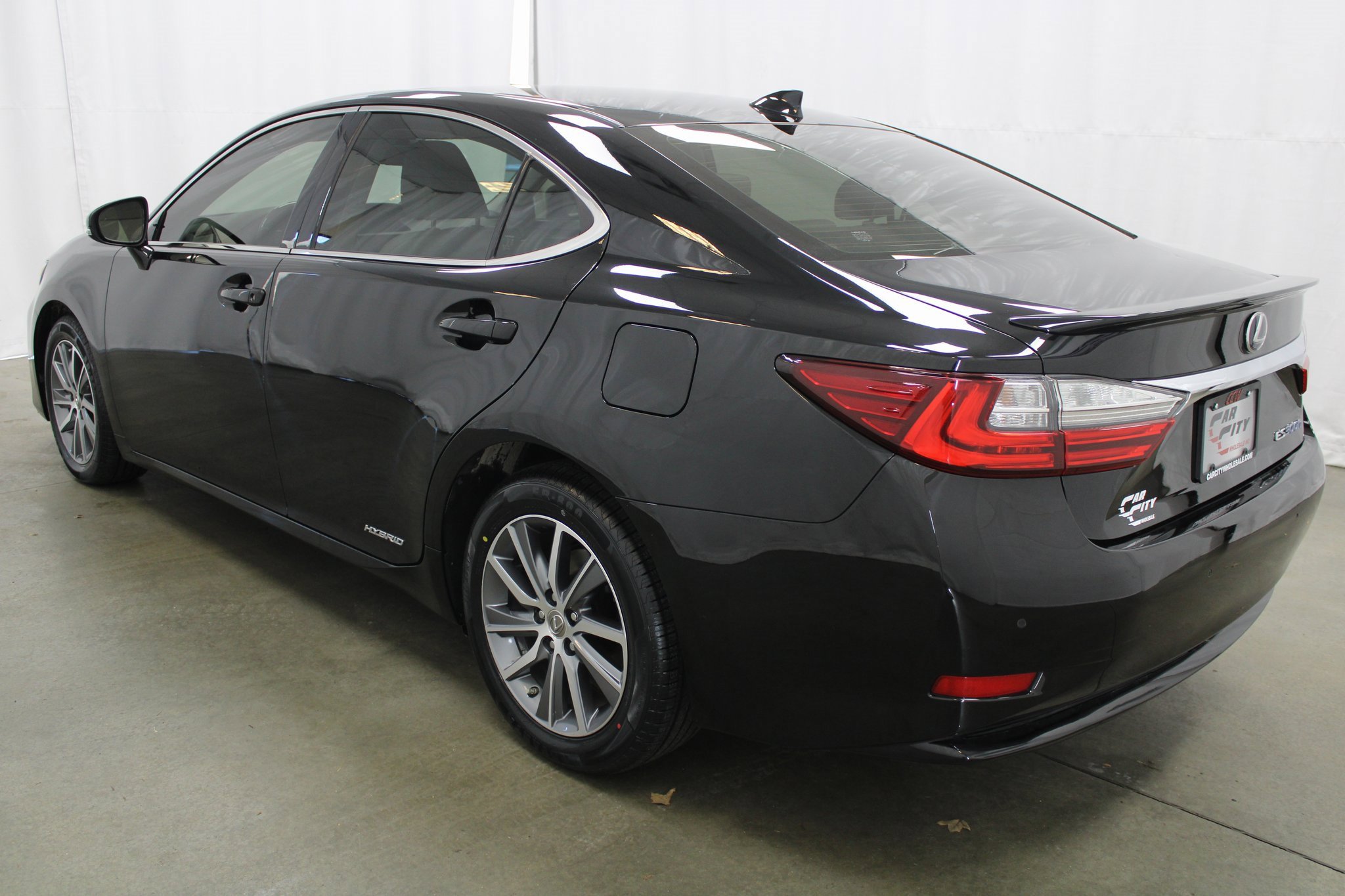 Used 2018 Lexus ES 300h image 7