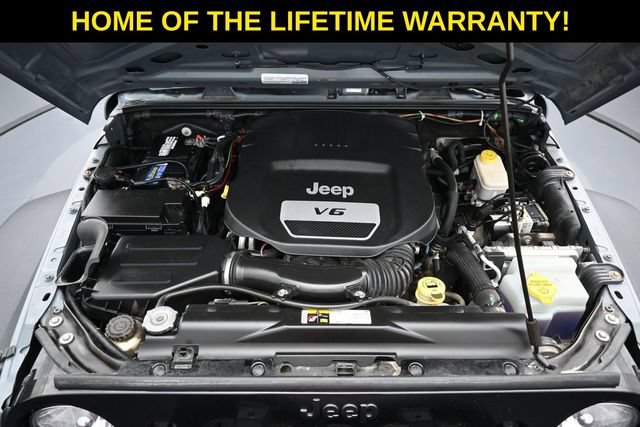 Used 2015 Jeep Wrangler Sport AWD/4WD image 45