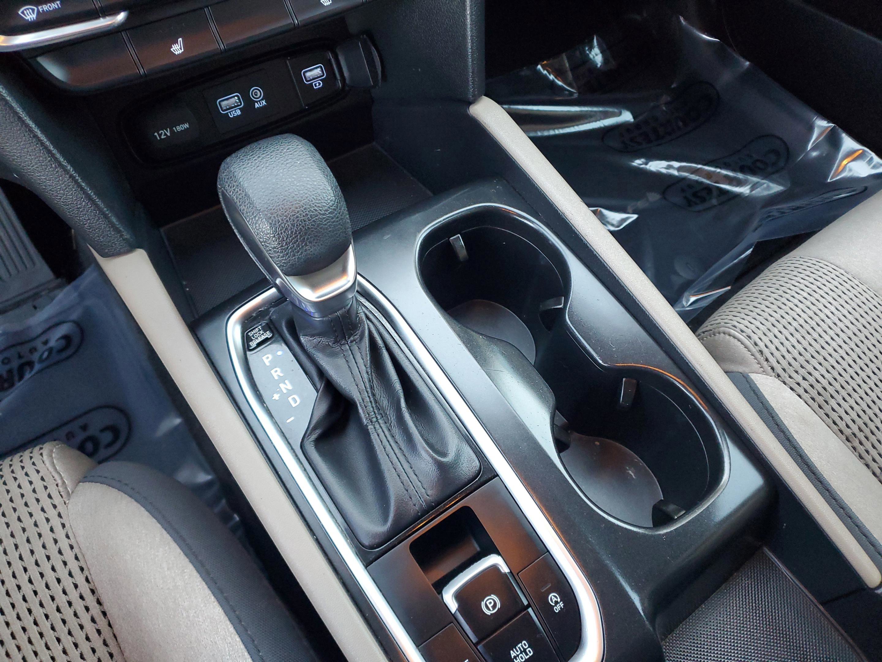 Used 2019 Hyundai Santa Fe SEL image 28