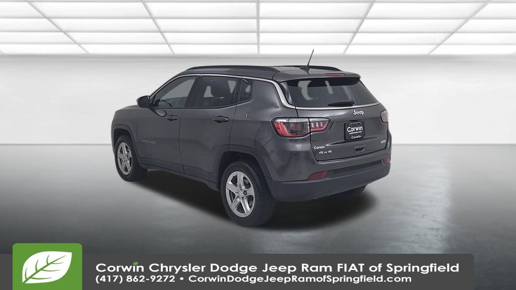 Certified 2024 Jeep Compass Latitude image 11