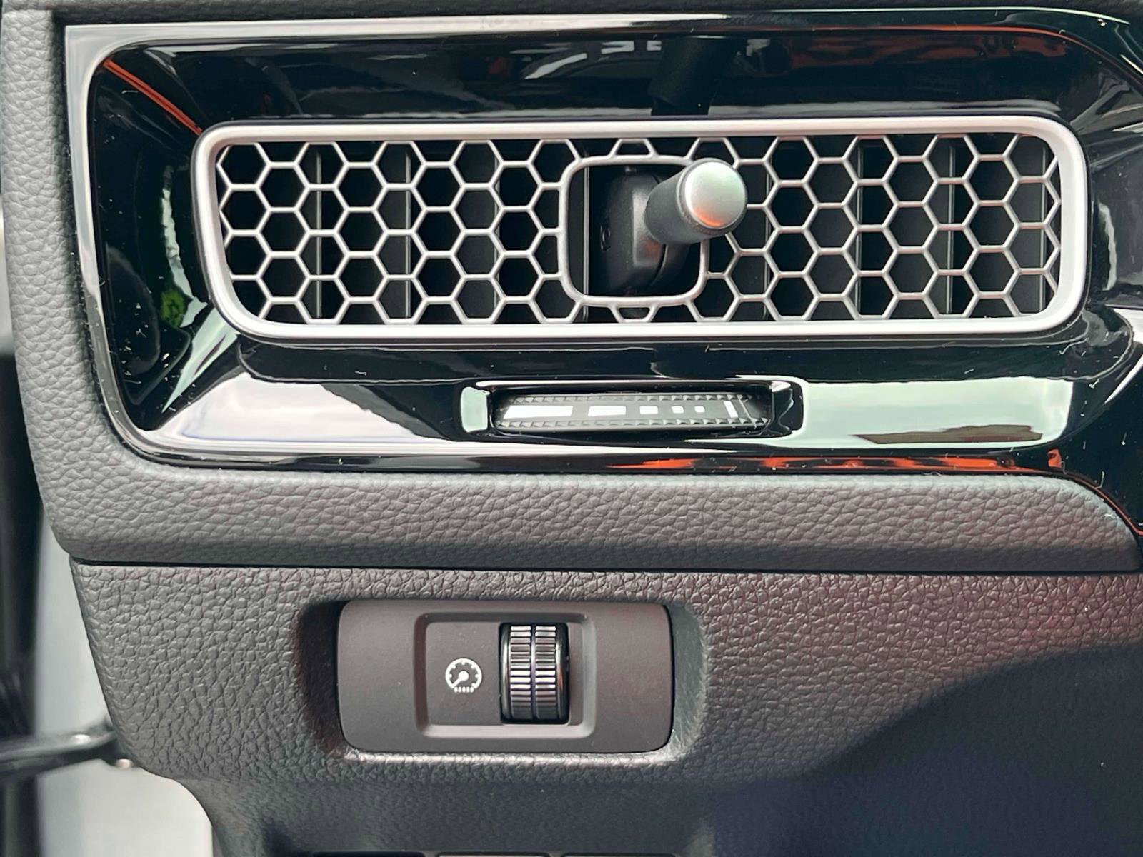 Used 2025 Honda Civic Sport Touring image 23