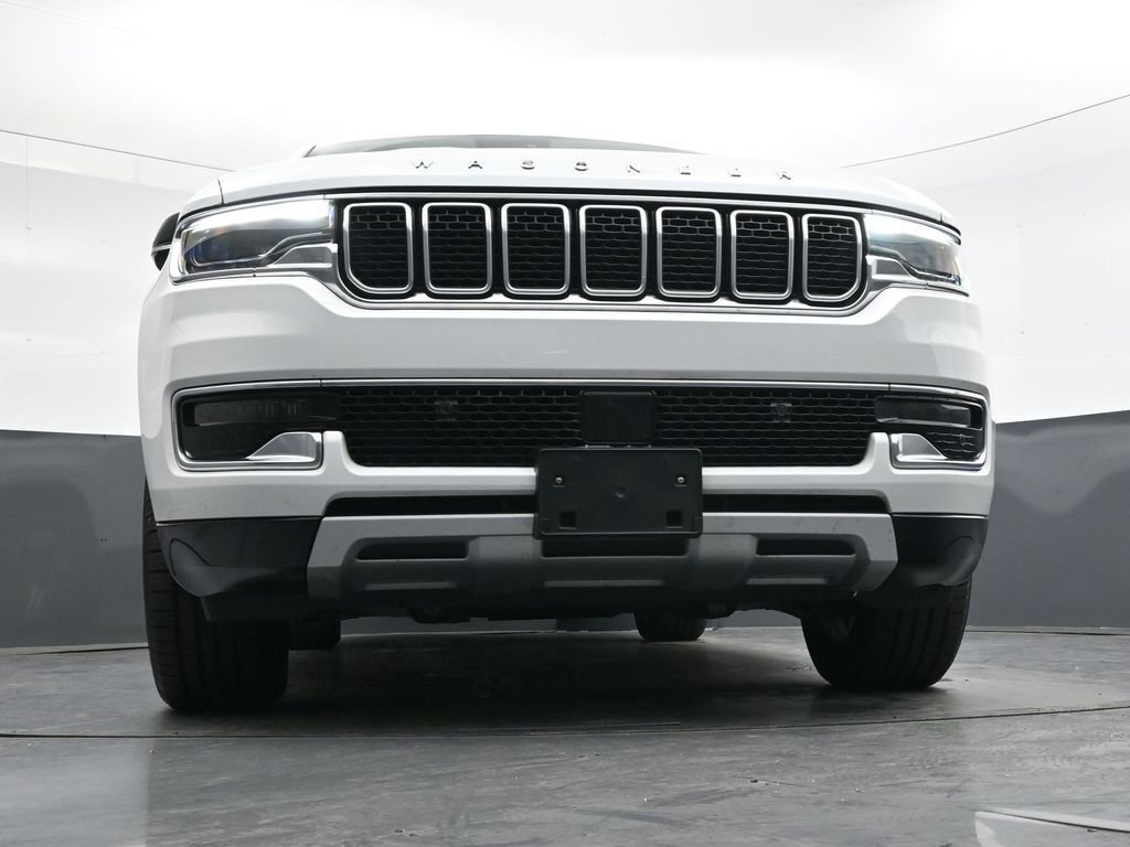 Used 2024 Jeep Wagoneer L Series II w/ Flexible Seating Group image 37